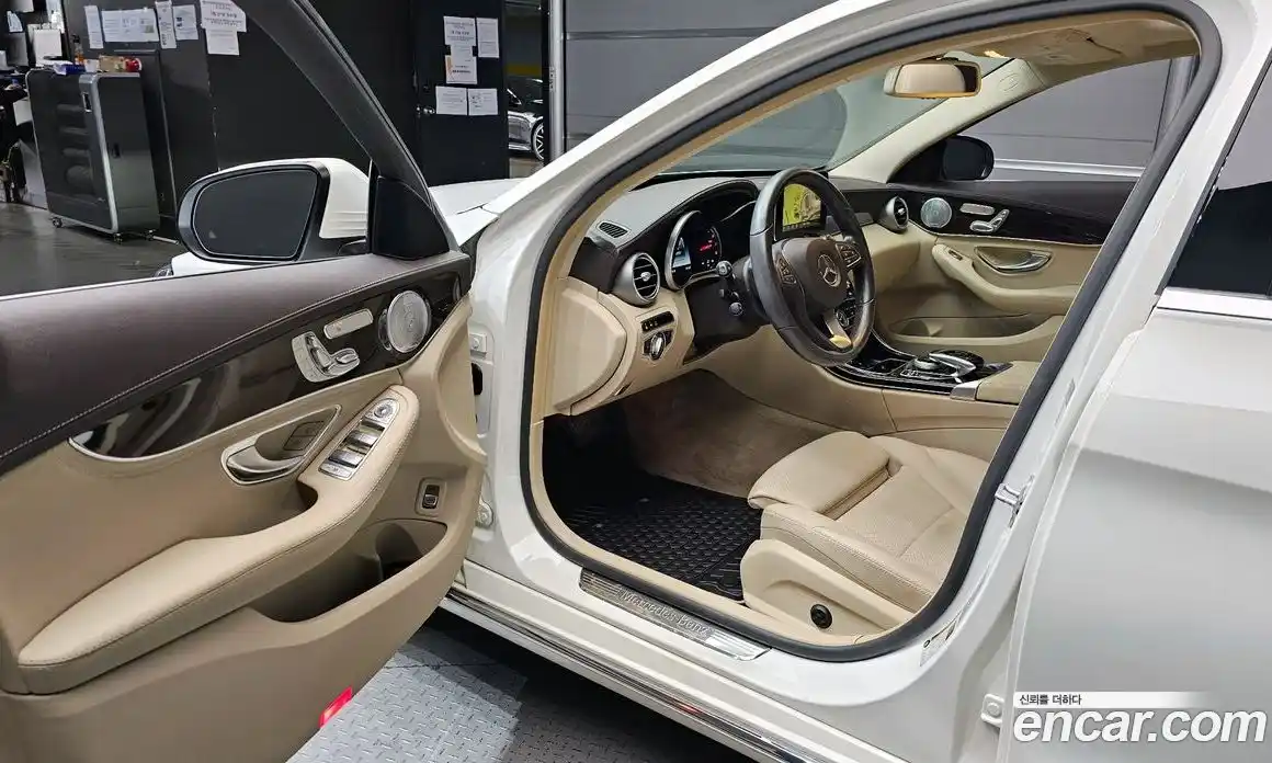 Mercedes-Benz C-Class 2015 2.0 гидро в Москве № 1006034, фото 11
