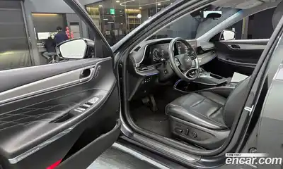 Hyundai Grandeur 2020 2.4 Автомат в Москве № 1008370, миниатюра 11