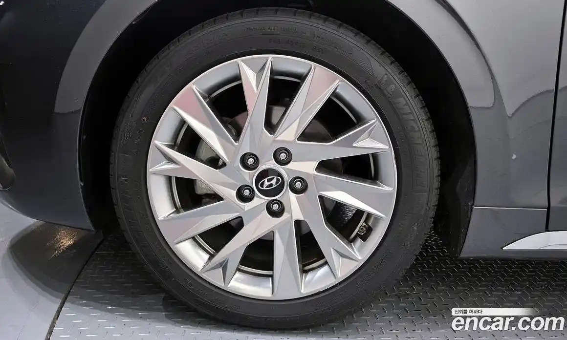 Hyundai Grandeur 2020 2.4 Автомат в Москве № 1008370, фото 5