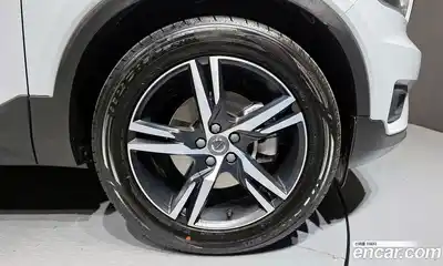 Volvo XC40 2021 2.0 гидро в Москве № 1009767, миниатюра 5