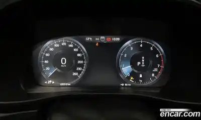 Volvo XC40 2021 2.0 гидро в Москве № 1009767, миниатюра 8