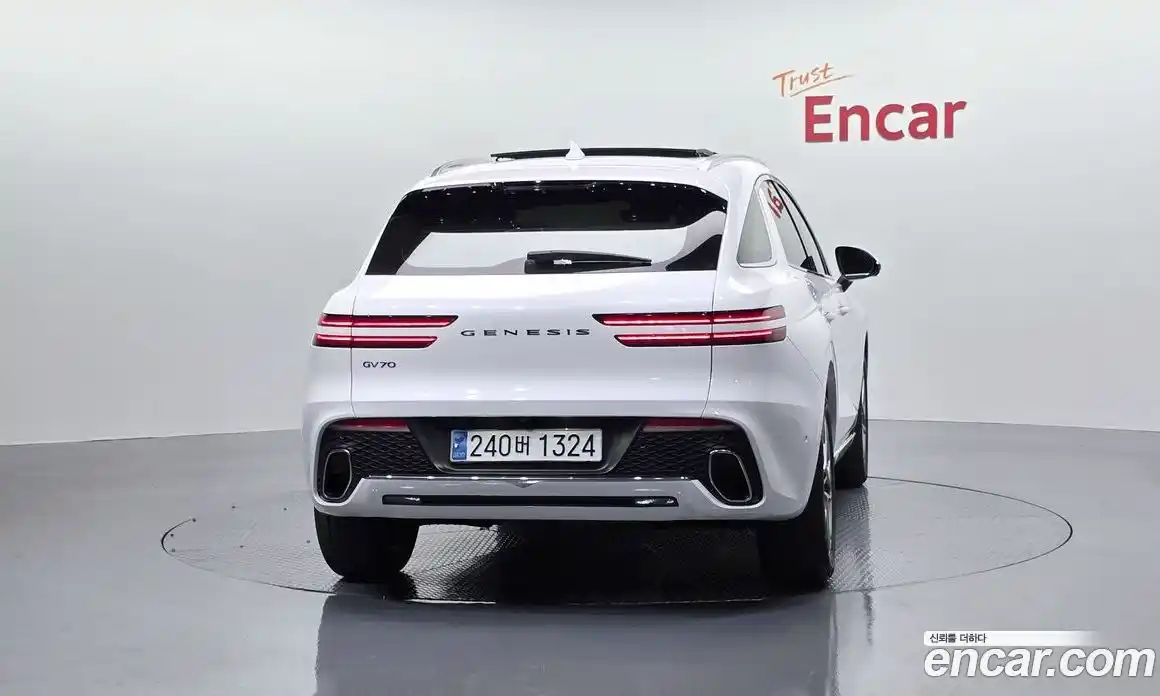 Genesis GV70 2024 2.5 Автомат в Москве № 1010042, фото 4
