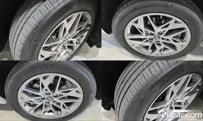 Genesis GV70 2024 2.5 Автомат в Москве № 1010042, миниатюра 5