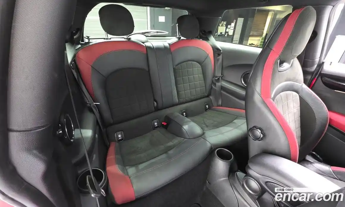 Mini Cooper 2018 2.0 гидро в Москве № 1014013, фото 12