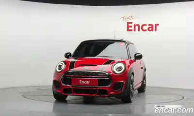 Mini Cooper 2018 2.0 гидро в Москве № 1014013, миниатюра 3
