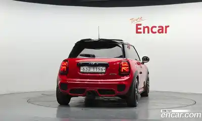 Mini Cooper 2018 2.0 гидро в Москве № 1014013, миниатюра 4