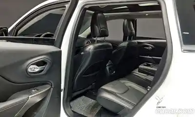 Jeep Cherokee 2020 2.4 гидро в Москве № 1014985, миниатюра 11