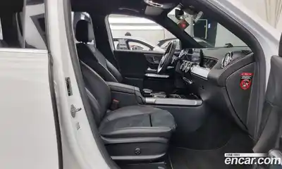 Mercedes-Benz GLB-Class 2021 2.0 гидро в Москве № 141814, миниатюра 11