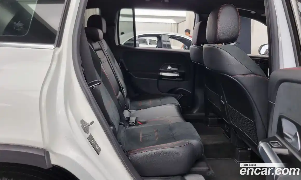 Mercedes-Benz GLB-Class 2021 2.0 гидро в Москве № 141814, фото 12