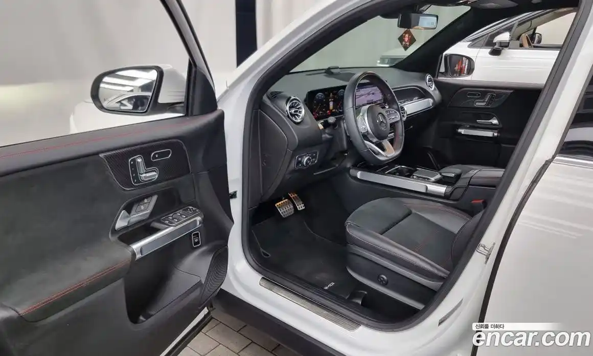 Mercedes-Benz GLB-Class 2021 2.0 гидро в Москве № 141814, фото 10