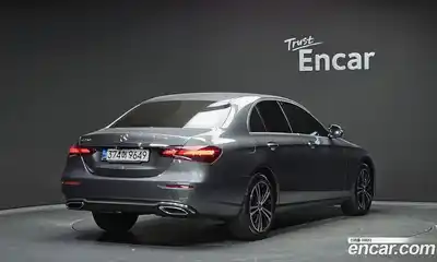 Mercedes-Benz E-Class 2020 2.0 гидро в Москве № 142211, миниатюра 2