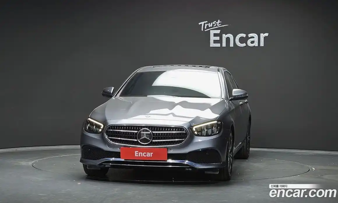 Mercedes-Benz E-Class 2020 2.0 гидро в Москве № 142211, фото 3