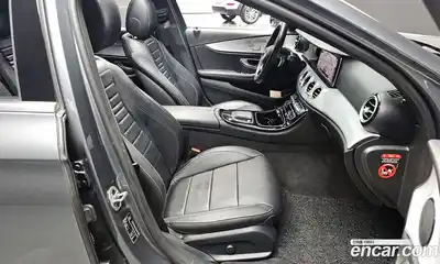 Mercedes-Benz E-Class 2020 2.0 гидро в Москве № 142211, миниатюра 10