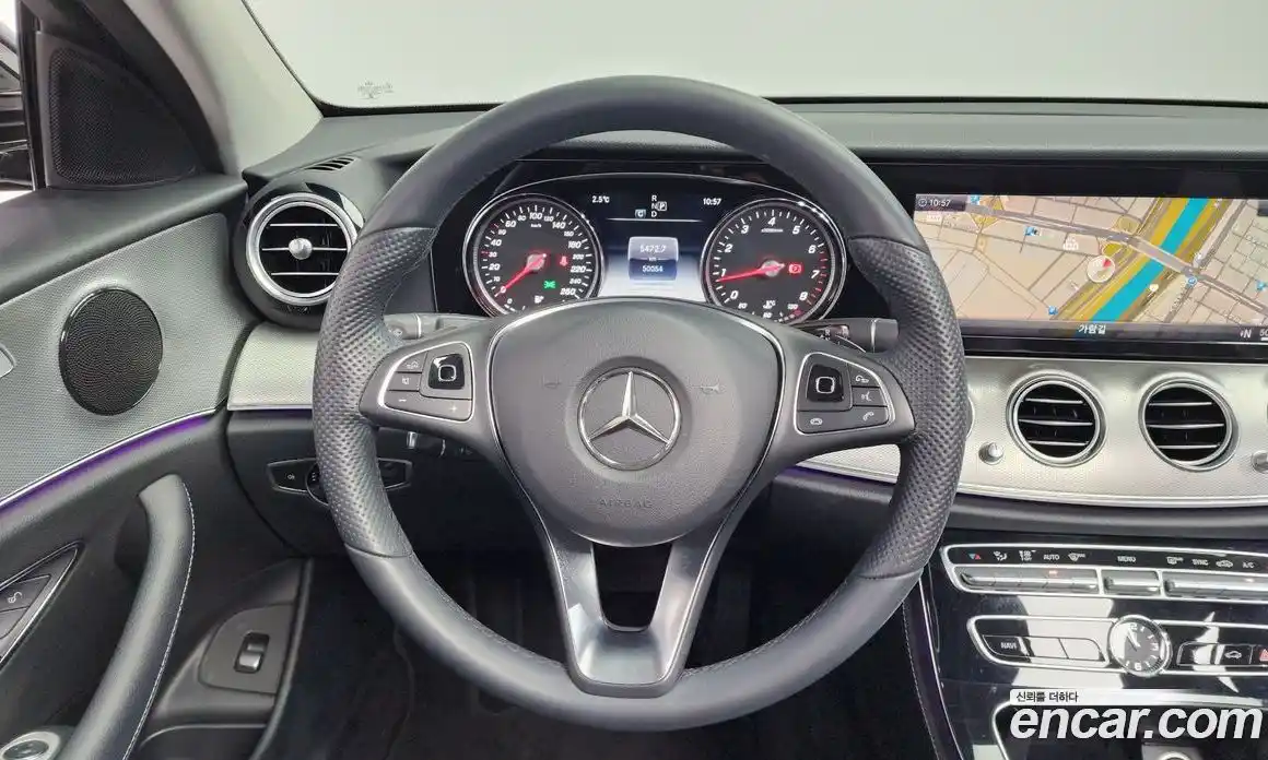 Mercedes-Benz E-Class 2018 2.0 гидро в Москве № 143067, фото 13