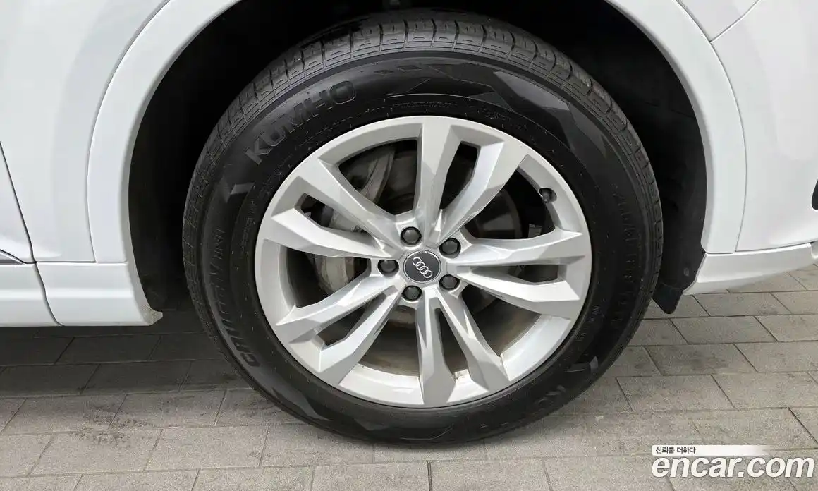 Audi Q7 2019 2.0 гидро в Москве № 161359, фото 5