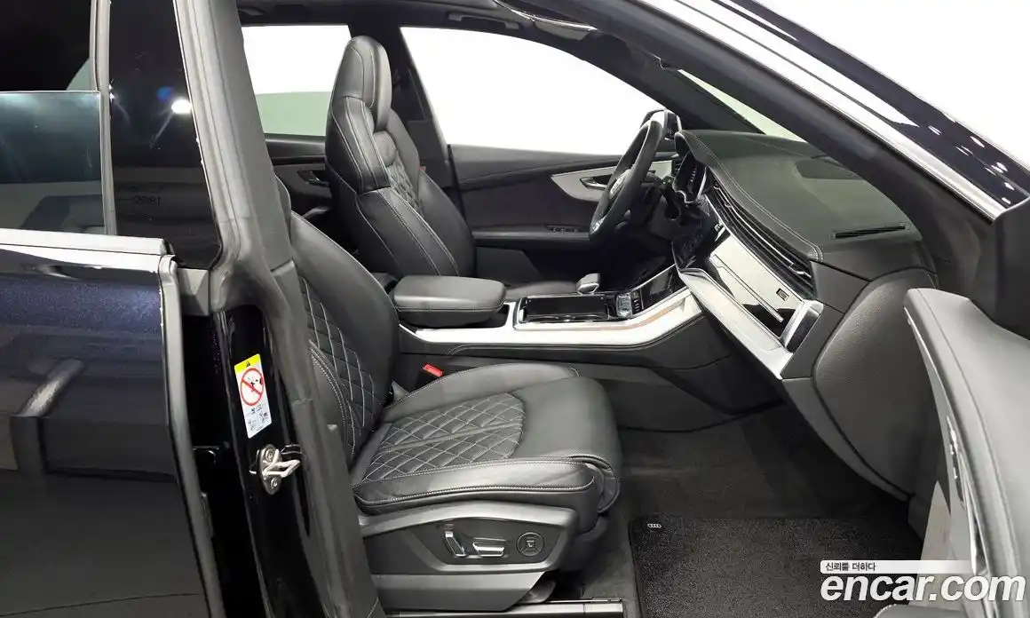 Audi Q8 2021 3.0 гидро в Москве № 162783, фото 11