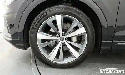 Audi Q8 2021 3.0 гидро в Москве № 162783, миниатюра 5