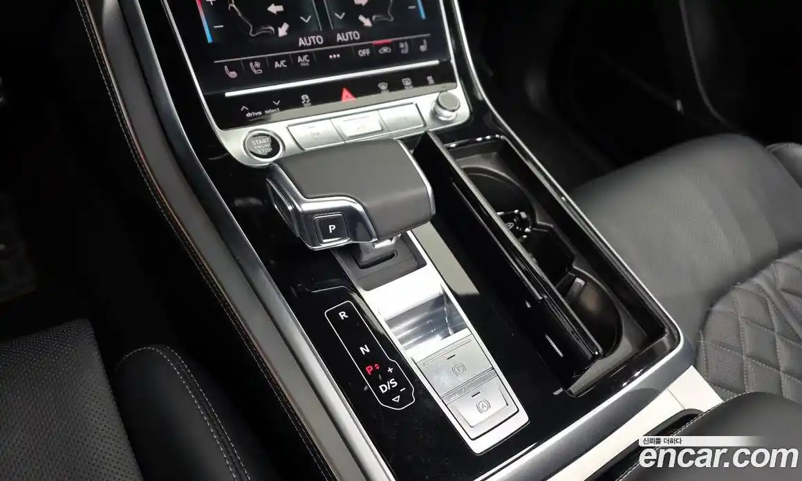 Audi Q8 2021 3.0 гидро в Москве № 162783, фото 9