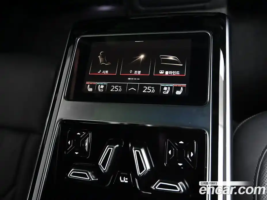 Audi A8 2023 3.0 гидро в Москве № 164074, фото 16