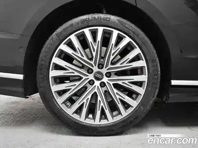 Audi A8 2023 3.0 гидро в Москве № 164074, миниатюра 5