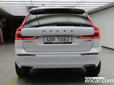 Volvo XC60 2019 2.0 гидро в Москве № 164413, миниатюра 4