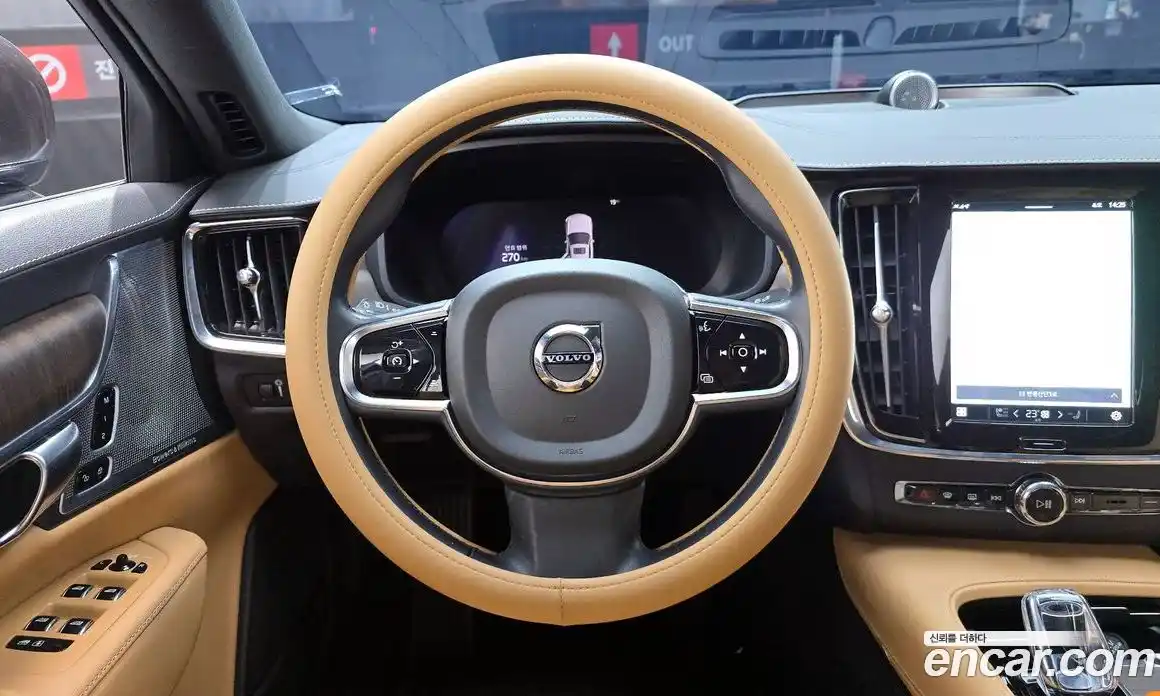 Volvo S90 2022 2.0 гидро в Москве № 164423, фото 13