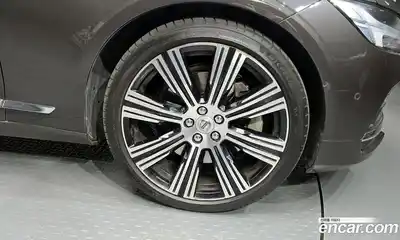 Volvo S90 2022 2.0 гидро в Москве № 164423, миниатюра 5