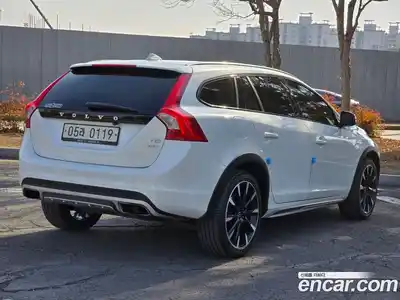 Volvo V60 2016 2.0 гидро в Москве № 164840, миниатюра 8