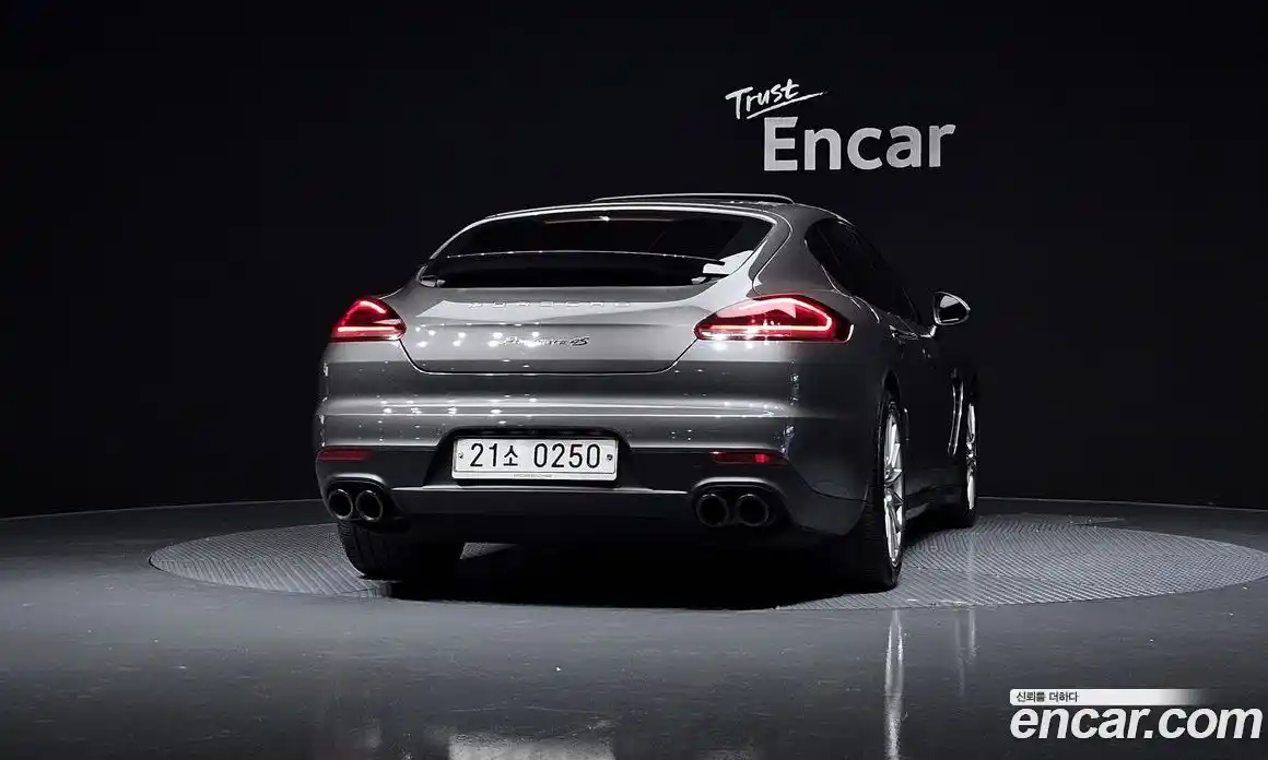 Porsche Panamera 2016 3.6 гидро в Москве № 165543, фото 4