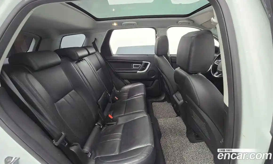 Land Rover Discovery Sport 2019 2.0 гидро в Москве № 166470, фото 12