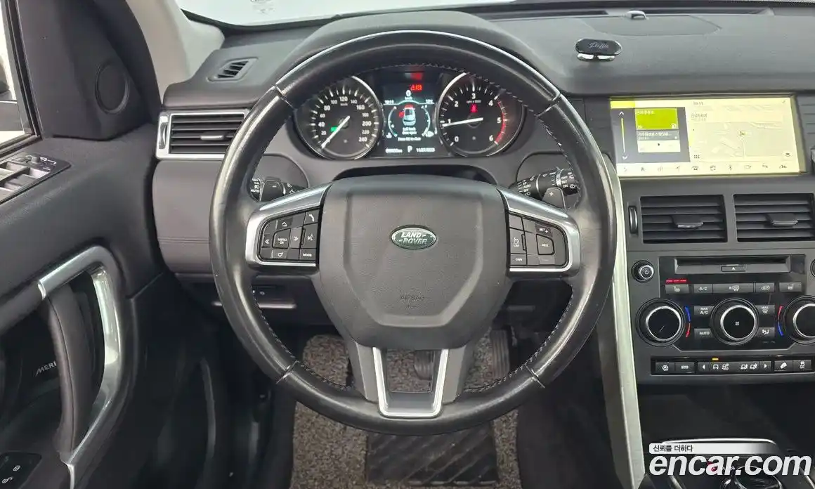 Land Rover Discovery Sport 2019 2.0 гидро в Москве № 166470, фото 13