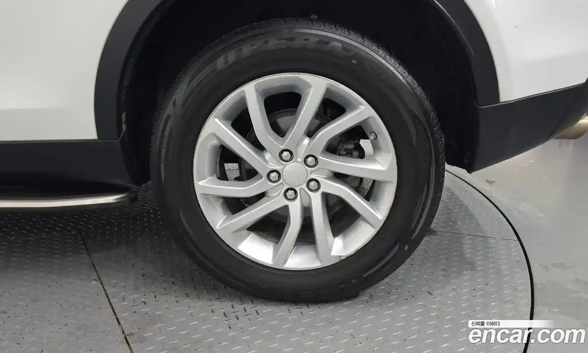 Land Rover Discovery Sport 2019 2.0 гидро в Москве № 166470, фото 5