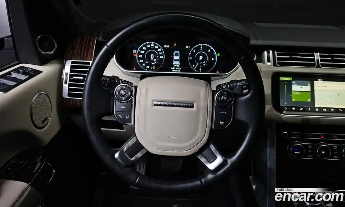 Land Rover Range-Rover 2017 4.4 гидро в Москве № 166541, фото 14