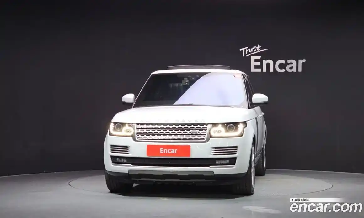 Land Rover Range-Rover 2017 4.4 гидро в Москве № 166541, фото 3