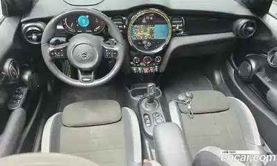 Mini Cooper Convertible 2023 2.0 гидро в Москве № 167072, миниатюра 7