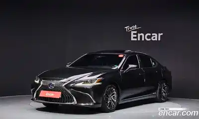 Lexus ES, 2018