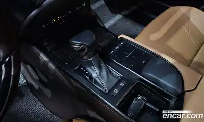 Lexus ES 2018 2.5 гидро в Москве № 168301, миниатюра 9