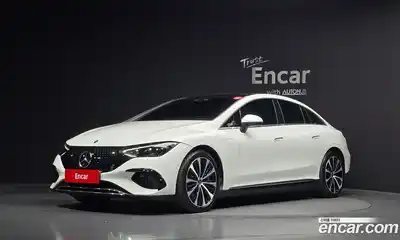Mercedes-Benz EQE, 2022