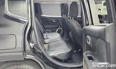 Jeep Renegade 2016 2.4 гидро в Москве № 186765, миниатюра 12