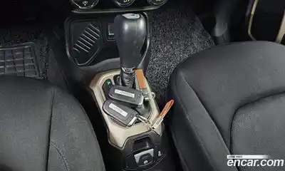 Jeep Renegade 2016 2.4 гидро в Москве № 186765, миниатюра 9