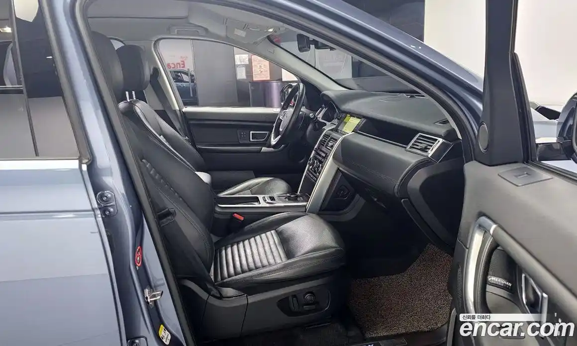 Land Rover Discovery Sport 2018 2.0 гидро в Москве № 188026, фото 10