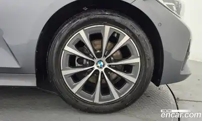 BMW 3-Series 2022 2.0 гидро в Москве № 191363, миниатюра 5
