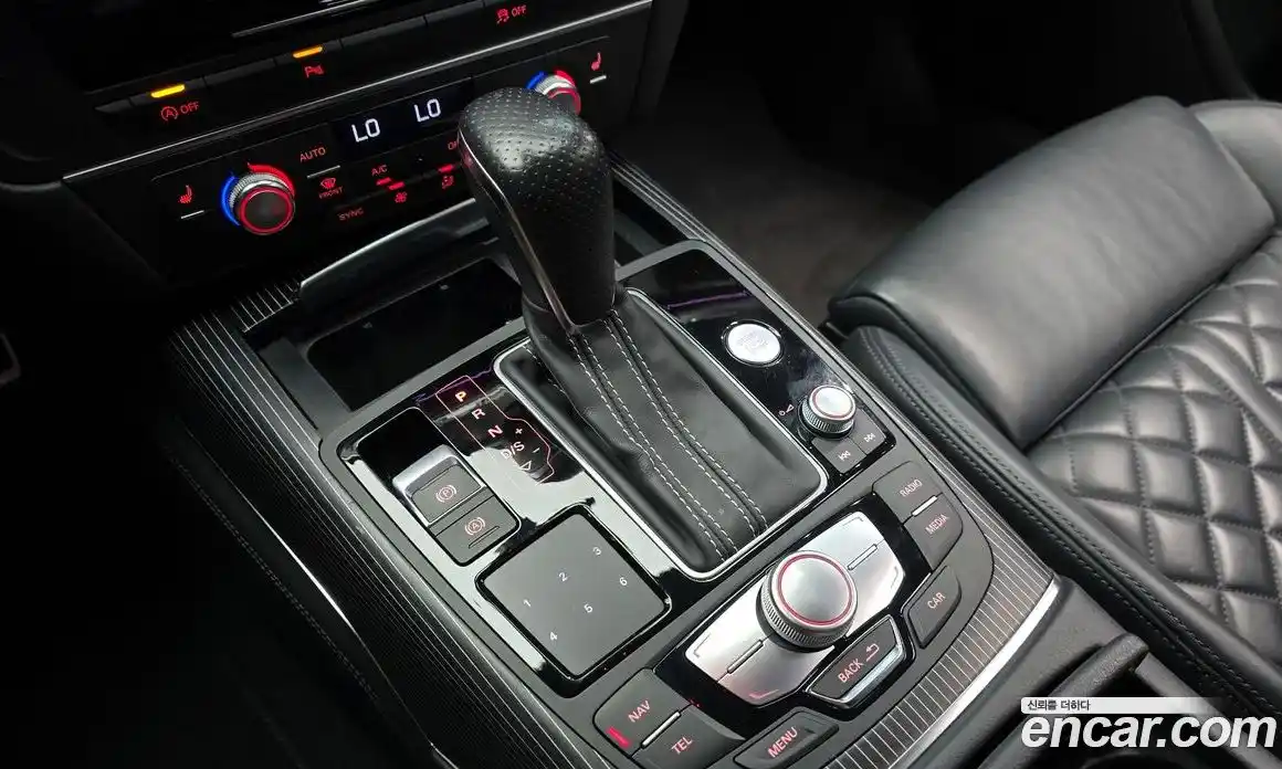 Audi A6 2015 3.0 гидро в Москве № 196620, фото 9