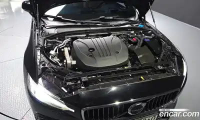 Volvo S60 2022 2.0 гидро в Москве № 197039, миниатюра 6