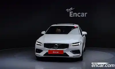 Volvo S60 2019 2.0 гидро в Москве № 197069, миниатюра 3
