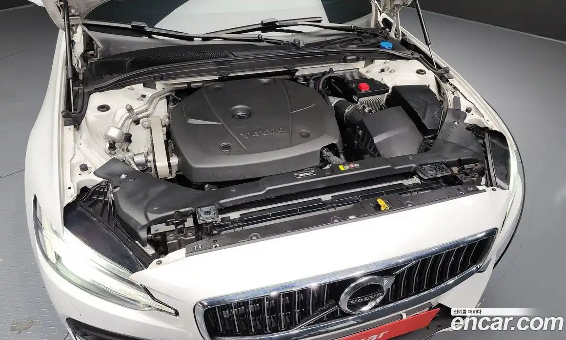 Volvo S60 2019 2.0 гидро в Москве № 197069, фото 6