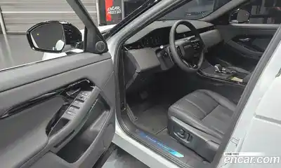 Land Rover Range-Rover Evoque 2025 2.0 гидро в Москве № 198059, миниатюра 11