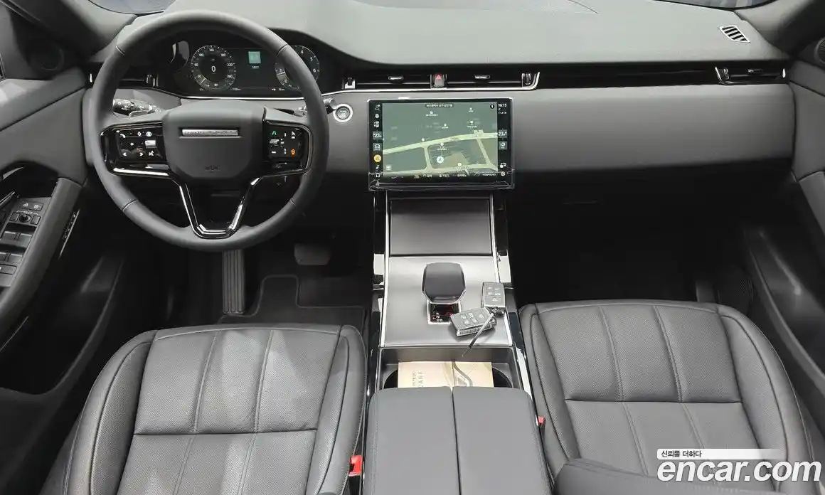 Land Rover Range-Rover Evoque 2025 2.0 гидро в Москве № 198059, фото 7