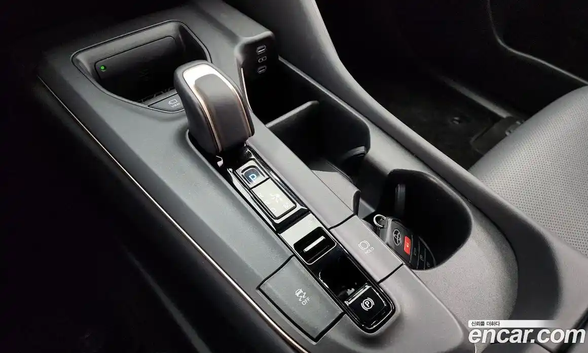 Toyota Crown 2023 2.4 гидро в Москве № 199545, фото 9
