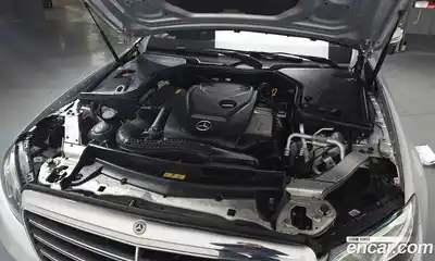 Mercedes-Benz E-Class 2018 2.0 гидро в Москве № 212216, миниатюра 6